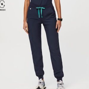 Figs FREEx Lined Zamora Jogger  - Medium petite (scrub pants)